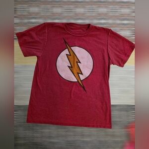 ⚡️DC Comics Maroon and Gold Flash T-Shirt Sz S